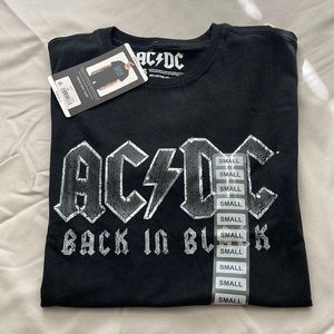 ACDC BACK in BLACK  Graphic T-Shirt. Small Short Sleeve   - New